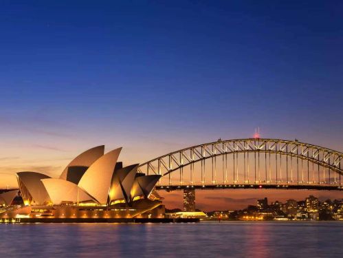 Ssydney opera house building